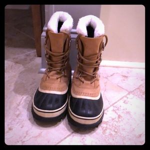 Sorel Caribou Boots 5.5